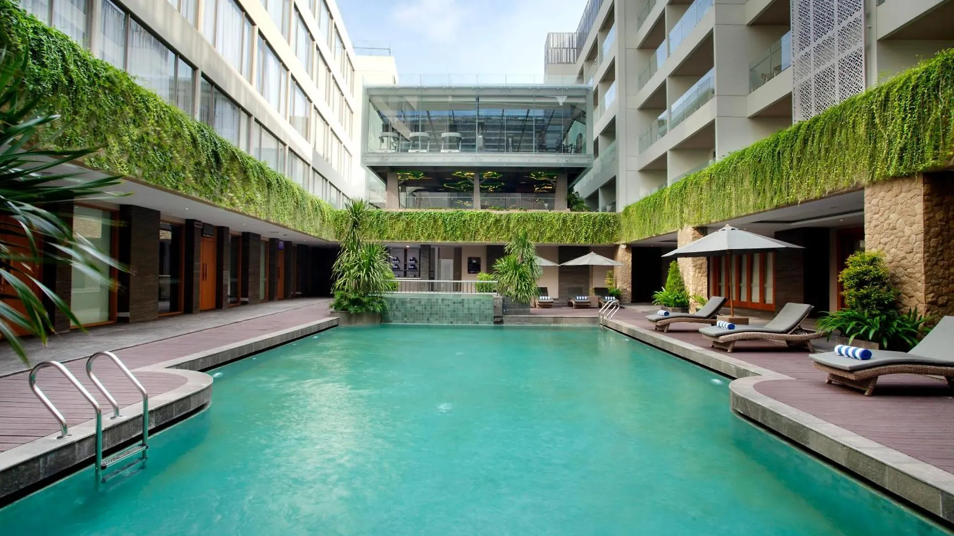 Platinum Hotel Jimbaran Beach Bali