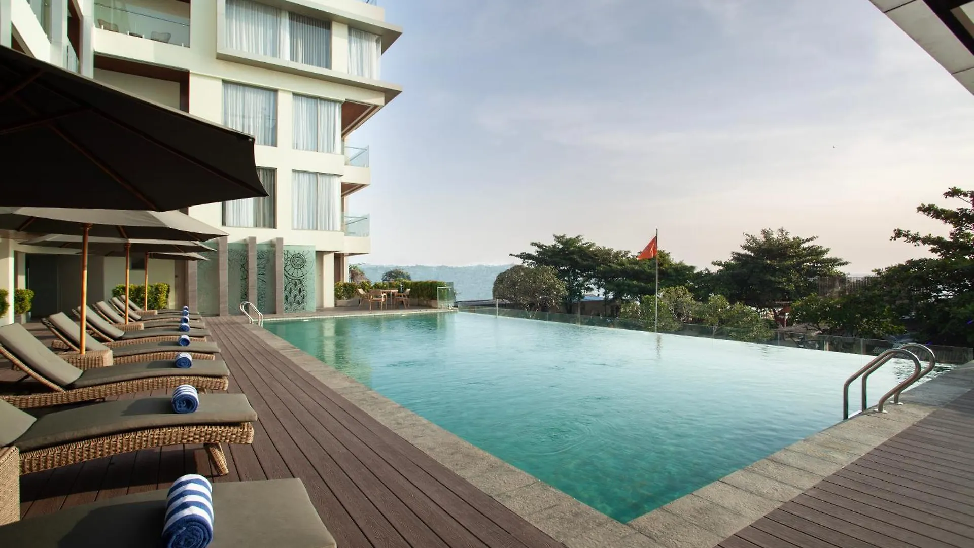 Platinum Hotel Jimbaran Beach Bali